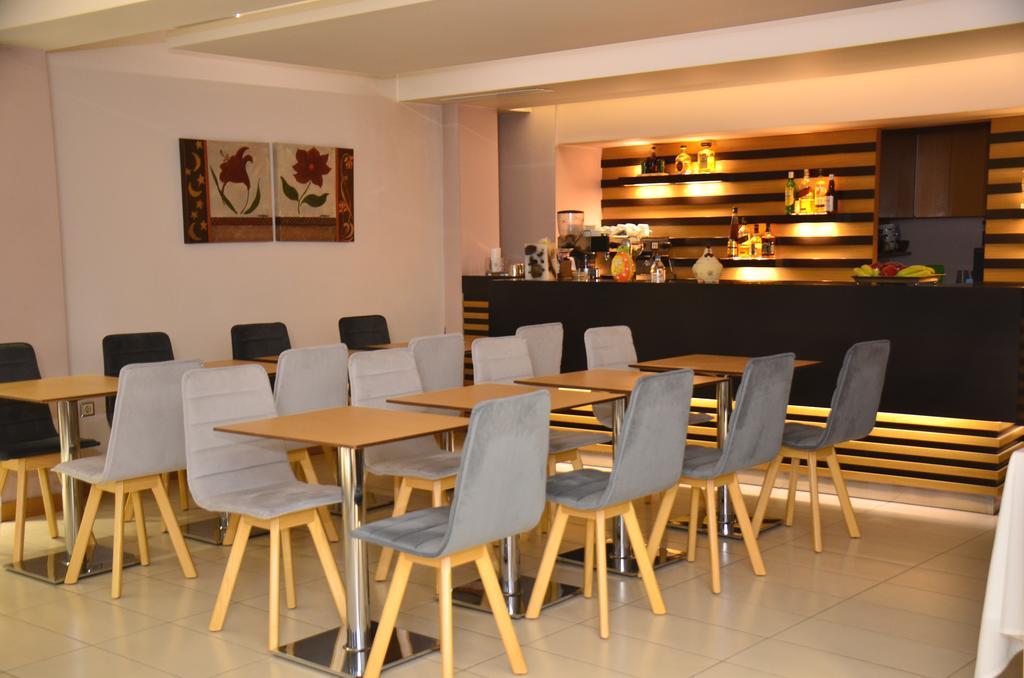Deves Hotel Nafplio Exterior foto