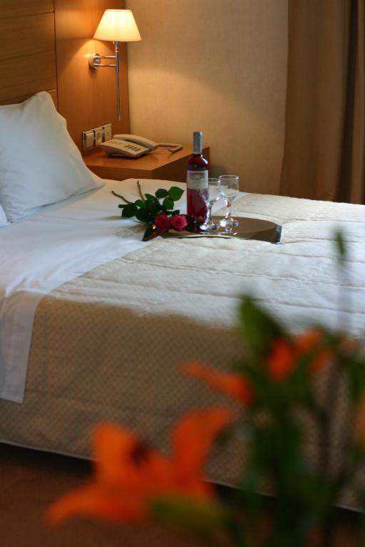 Deves Hotel Nafplio Zimmer foto