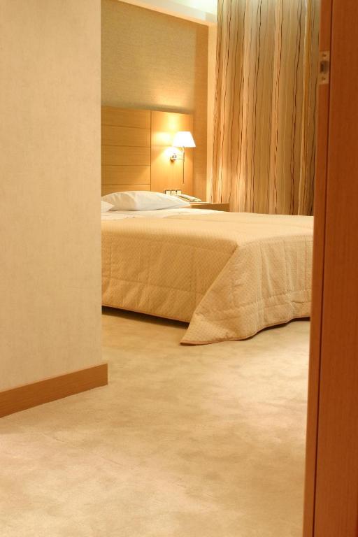 Deves Hotel Nafplio Zimmer foto